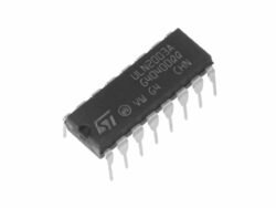 ULN2003- SEVEN DARLINGTON ARRAYS IC